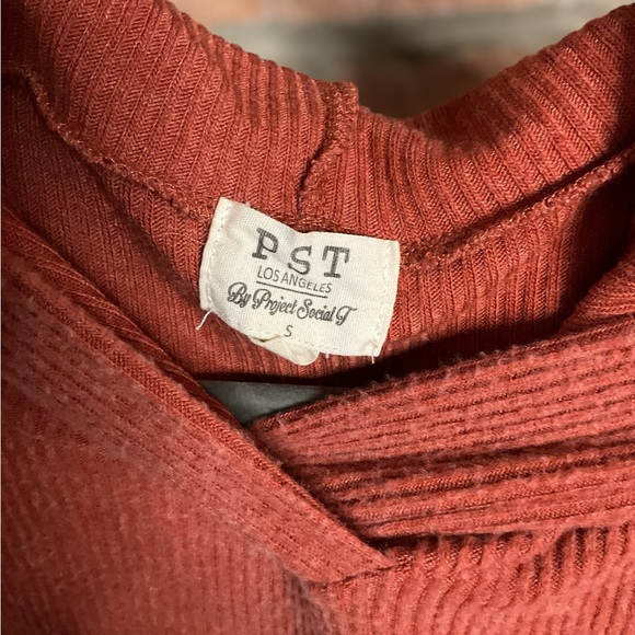 Project Social T hoodie, size S - Picture 6 of 7